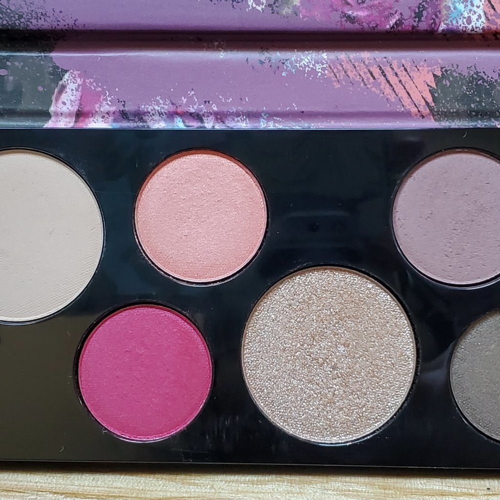 MAC Risk Taker Palette - Picture 4 of 7